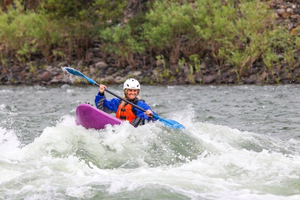 Outdoor Enthusiast'S Dream Cabin Hiking & Rafting Hot Springs Ngoại thất bức ảnh